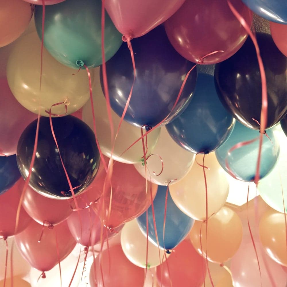 Geliy sharlar to'plami, 15 dona