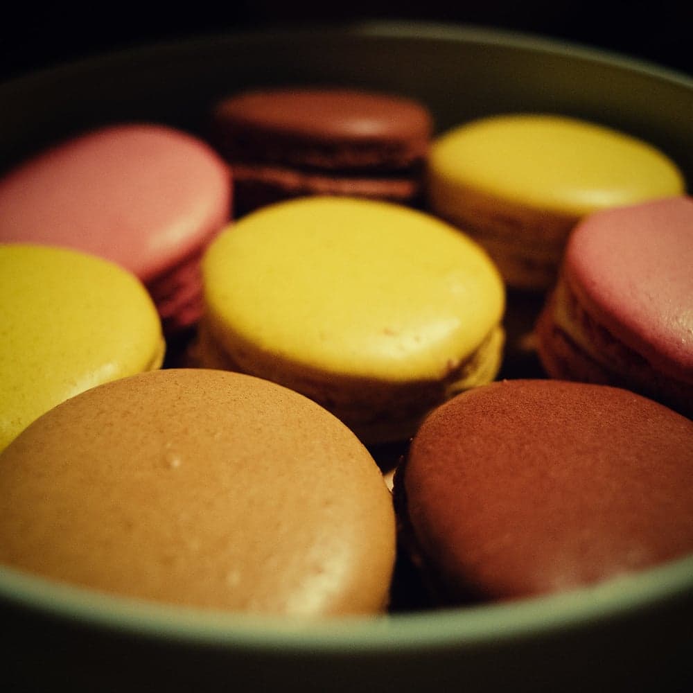 Makaron assorti, 12 dona